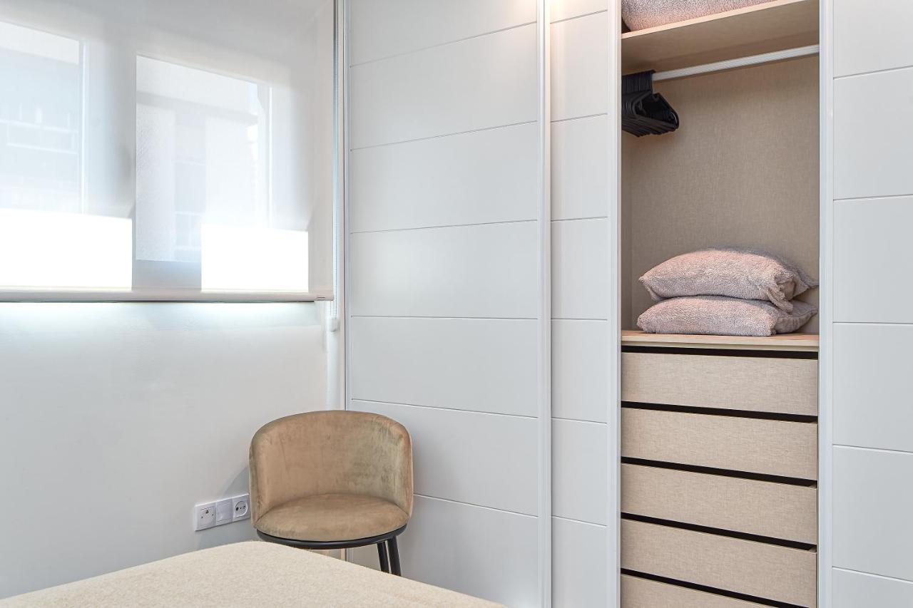 Ab Vialia Estacion Suitemalaga - Parking Luaran gambar