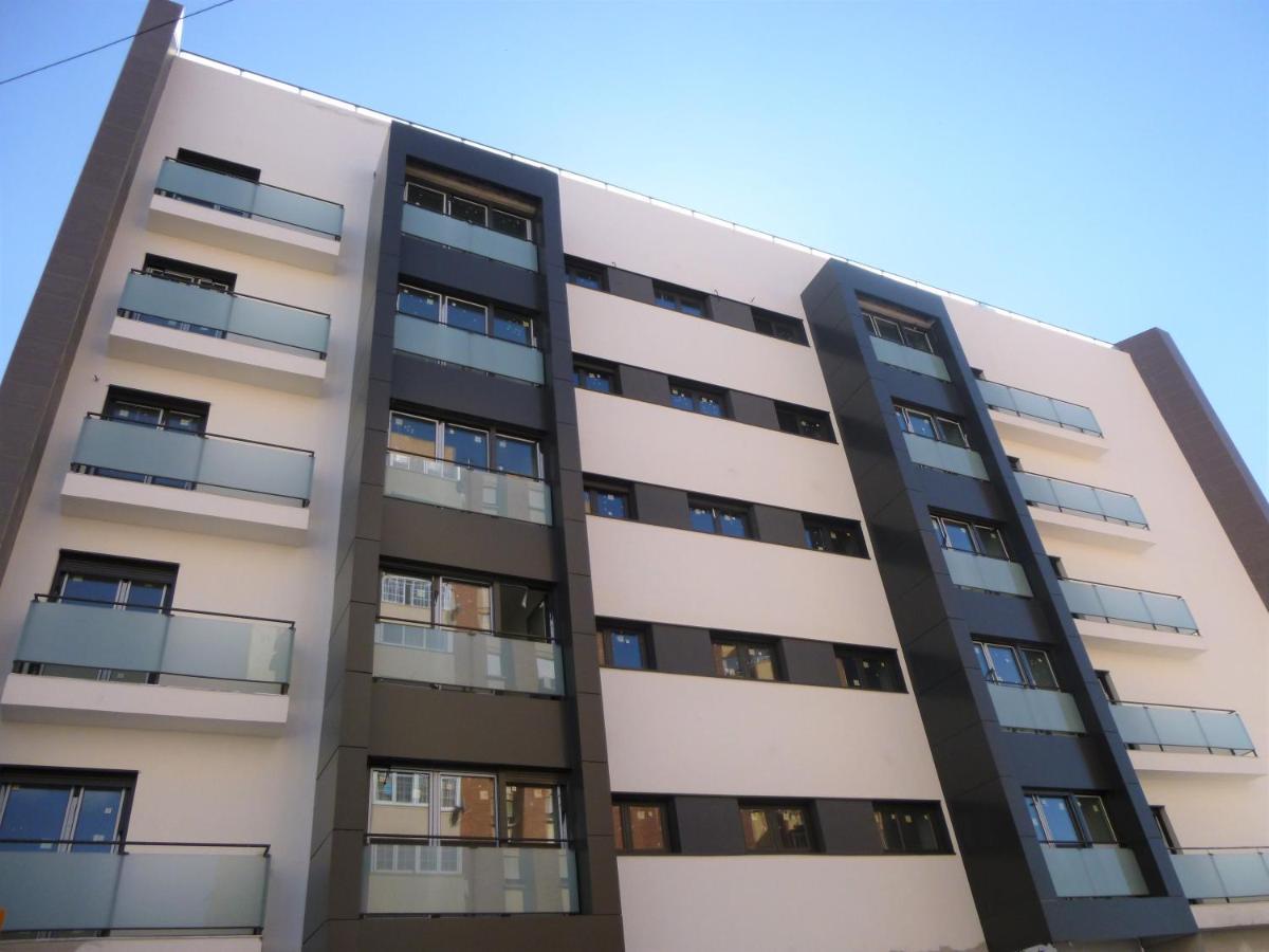Ab Vialia Estacion Suitemalaga - Parking Luaran gambar